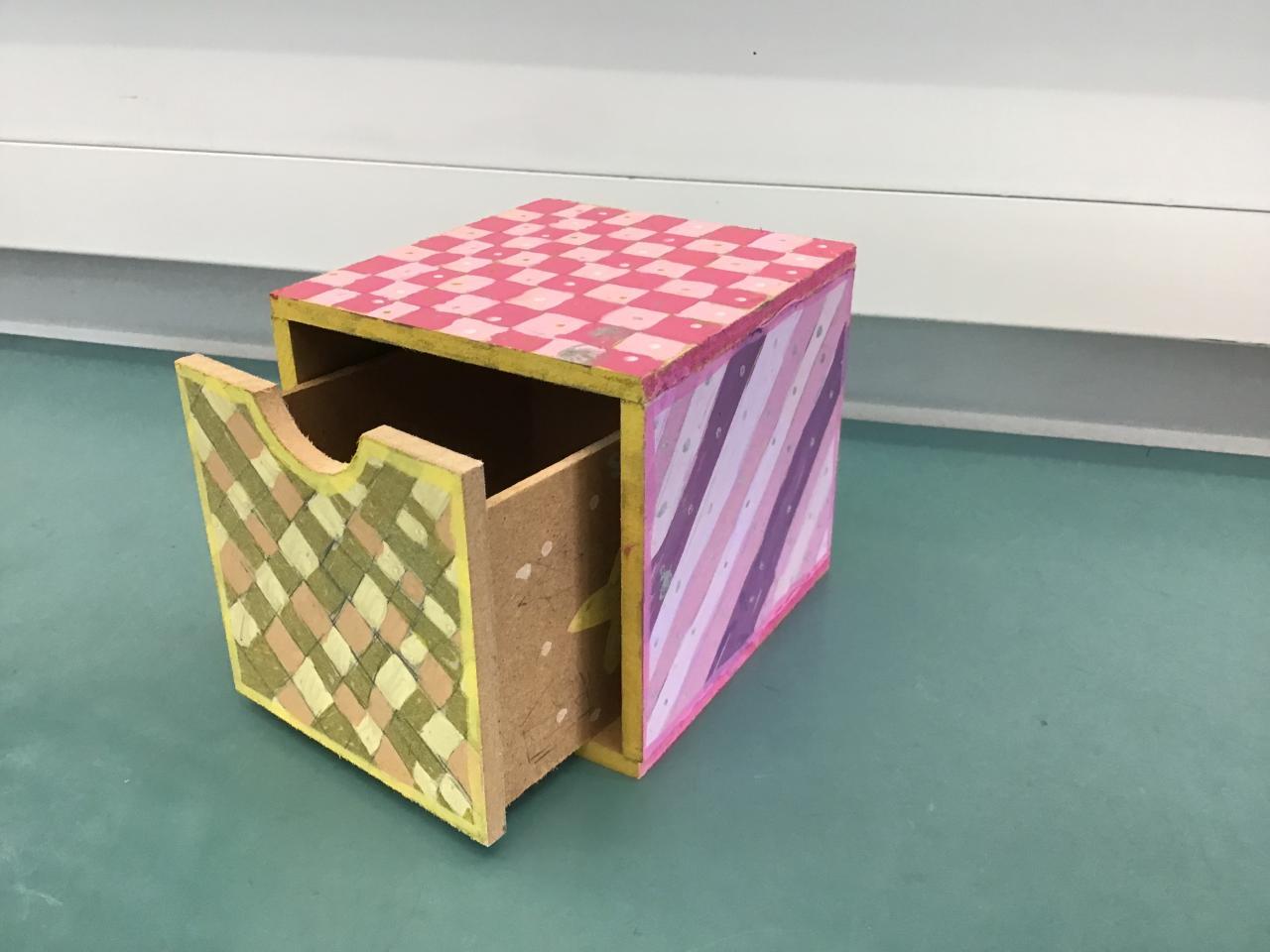 4B 陳穎欣 家品大改造 